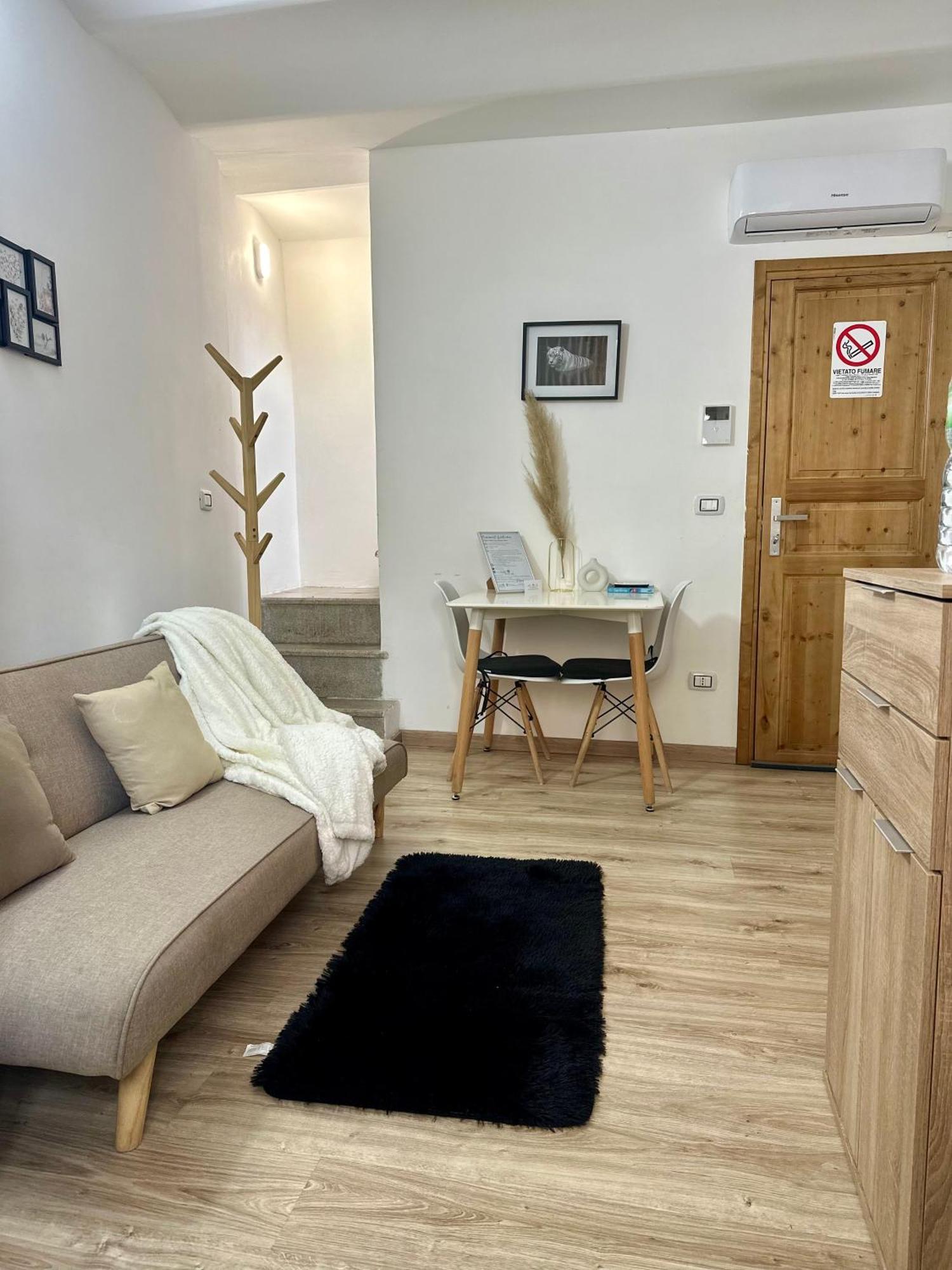 Sassari-Centro Elegante Appartamento Con Wifi E Netflix Exterior photo
