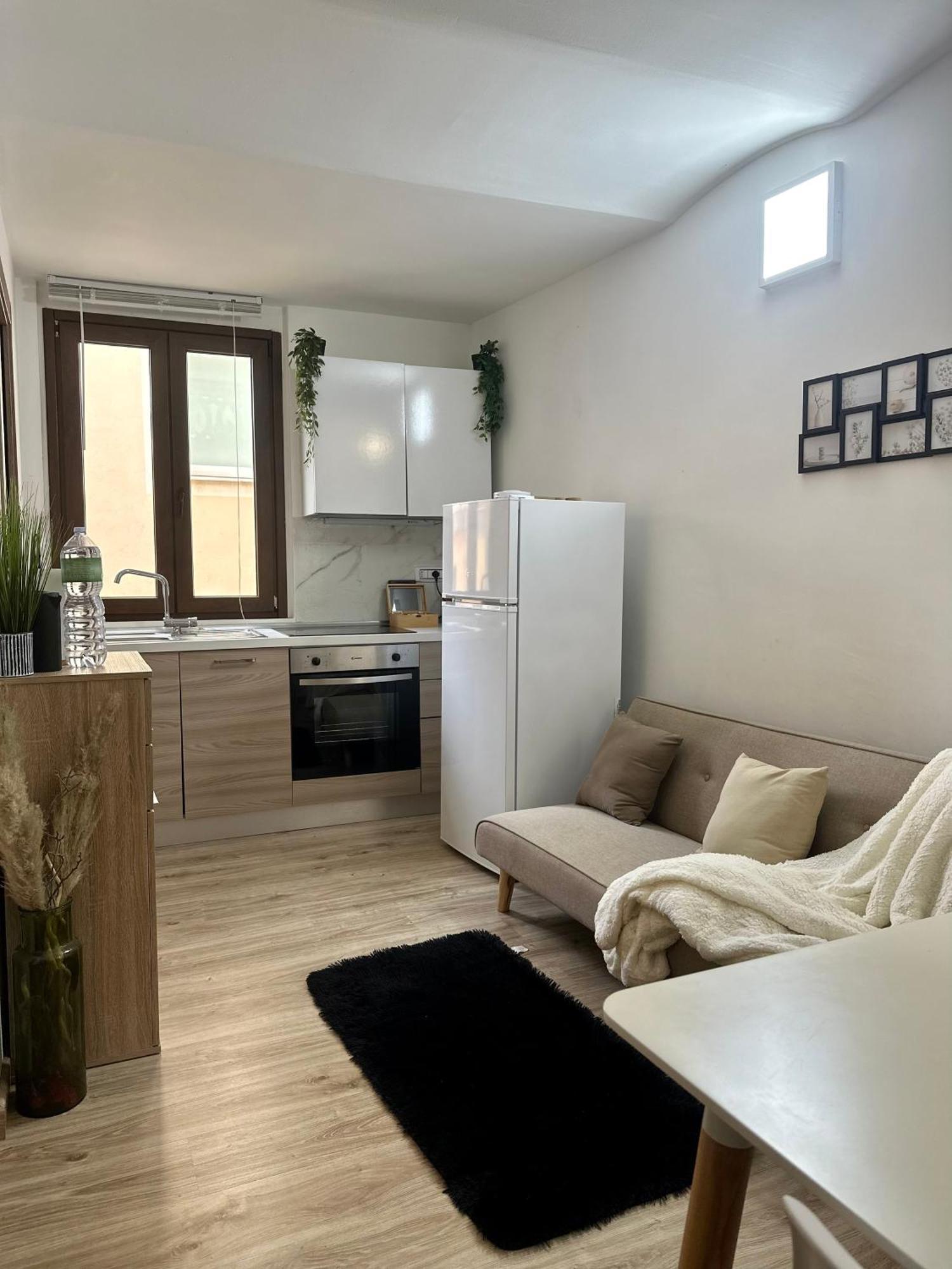 Sassari-Centro Elegante Appartamento Con Wifi E Netflix Exterior photo